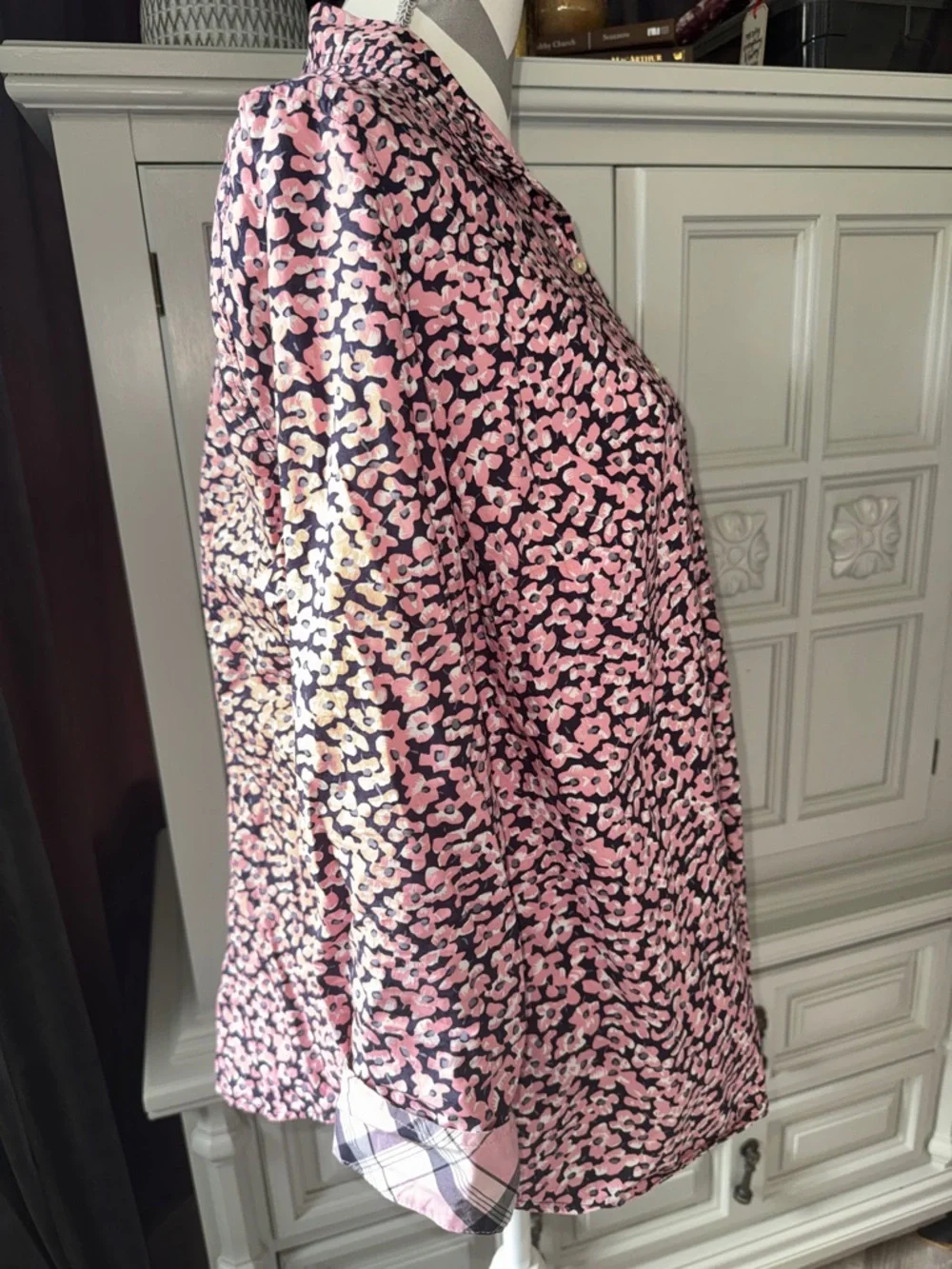 Talbots Women’s Petite Long Sleeve Pink Floral Button-Up Shirt Size 16WP - Picture 6 of 11